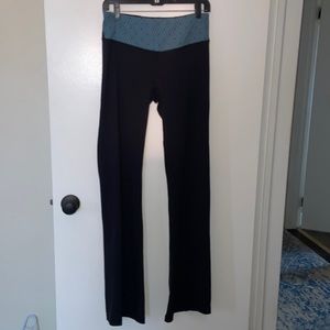 Victoria Sport medium LONG flare yoga pants